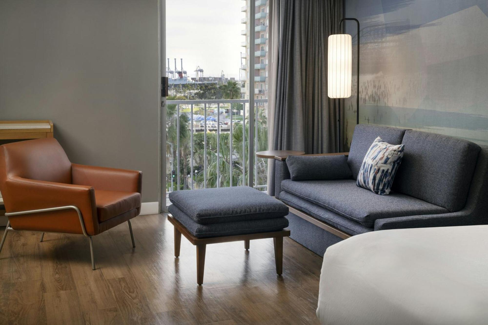 Courtyard By Marriott Long Beach Downtown Eksteriør bilde