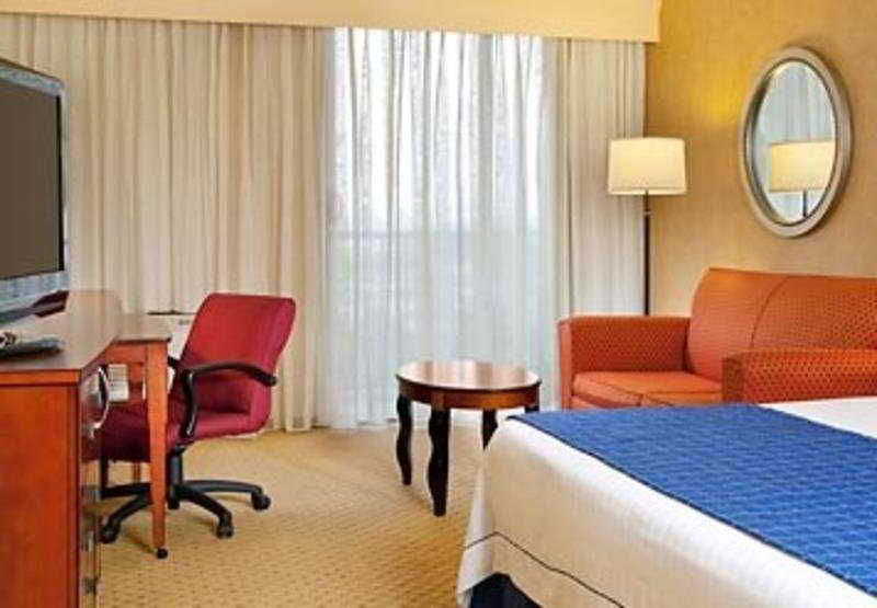 Courtyard By Marriott Long Beach Downtown Eksteriør bilde